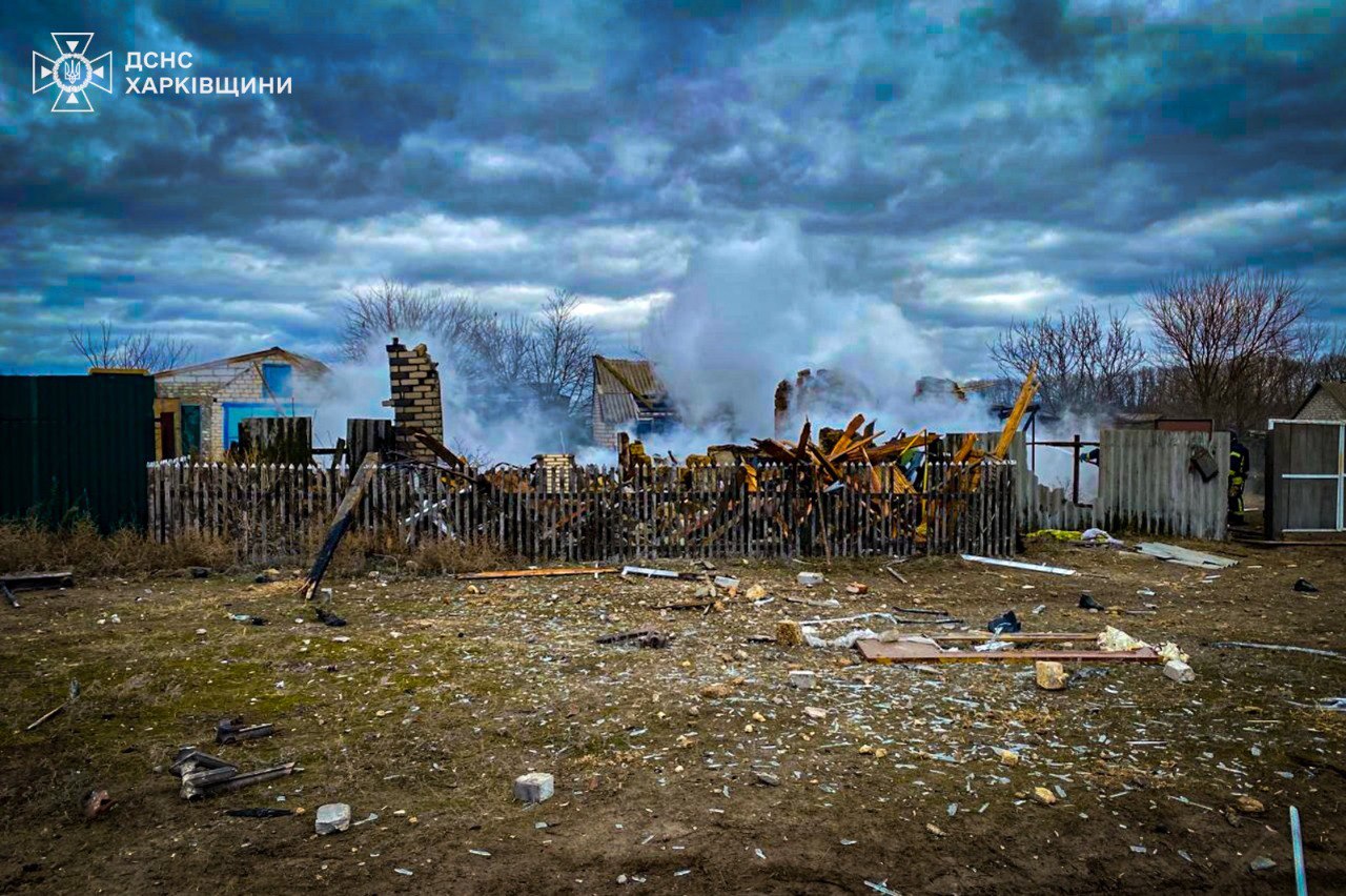 Рятувальники ліквідували наслідки ворожого обстрілу Харківської області